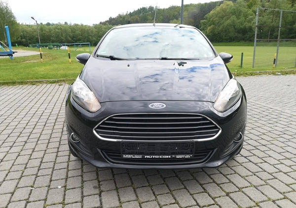 Ford Fiesta cena 27700 przebieg: 132827, rok produkcji 2013 z Frampol małe 254